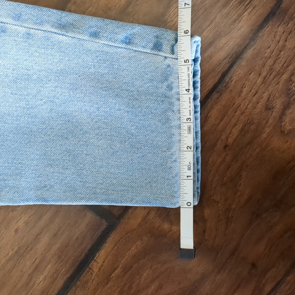 Women Levi's jeans - Picture 5 of 6